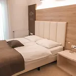 Hisa Ales Vendégház 4*