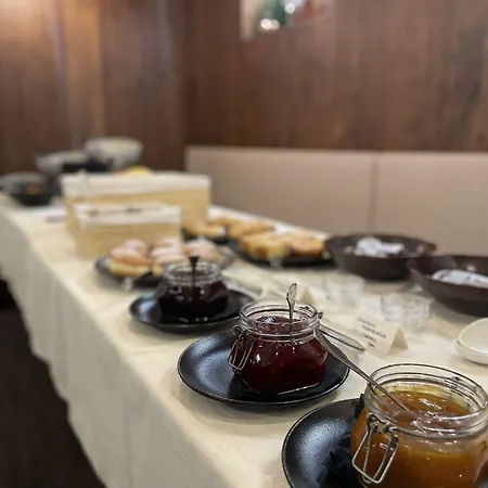 Hisa Ales Pensión 4*