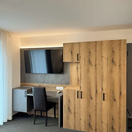 ゲストハウス Hisa Ales 4*