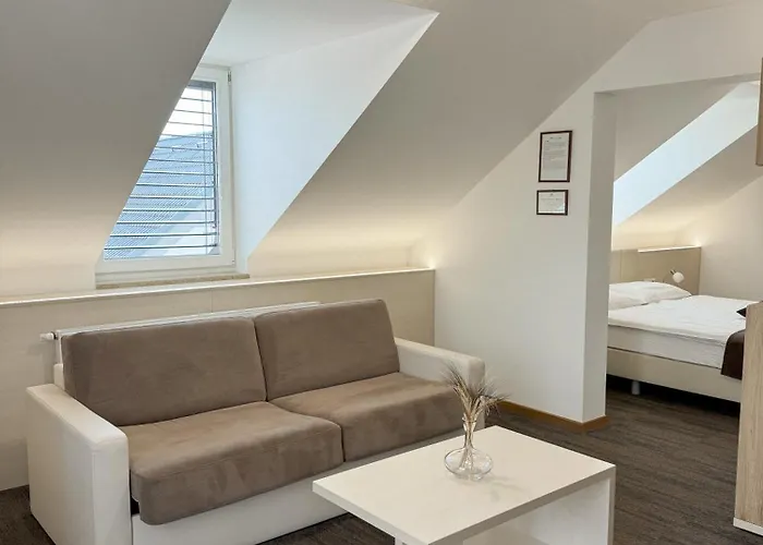 Vendégház Hisa Ales 4*