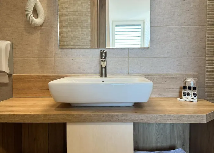 Hisa Ales Guest house